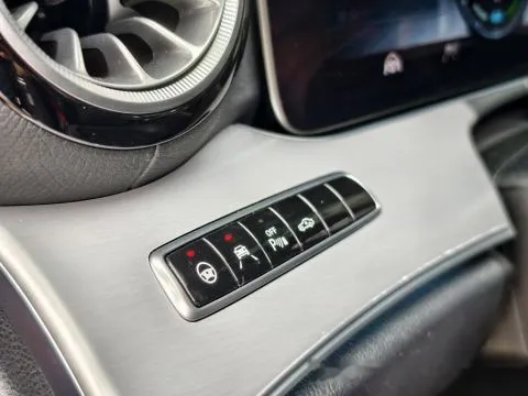 賓士 CLS AMG CLS53 4Matic+ 照片 7