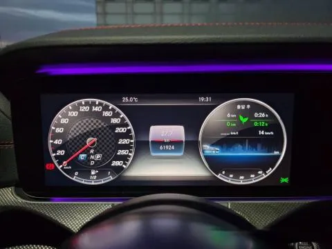 賓士 CLS AMG CLS53 4Matic+ 照片 12
