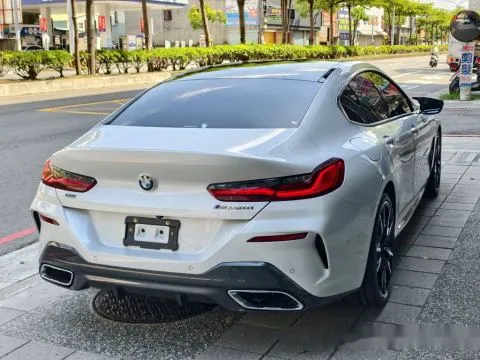 BMW 8-Series Gran Coupe M850i xDrive 照片 2