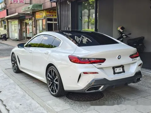 BMW 8-Series Gran Coupe M850i xDrive 照片 4