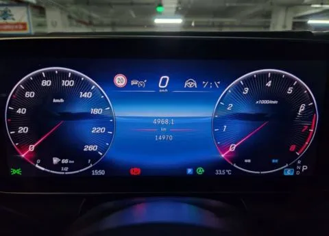 賓士 GLC Coupe 300 4Matic 照片 10