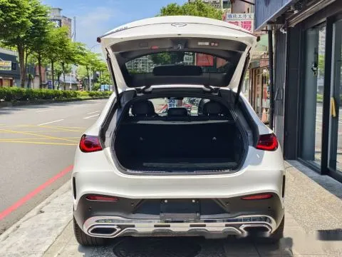 賓士 GLC Coupe 300 4Matic 照片 18
