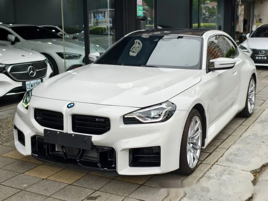 BMW M2 Coupe 照片 1