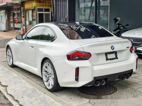 BMW M2 Coupe 照片 4