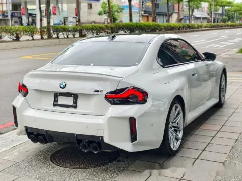 BMW M2 Coupe 照片 5