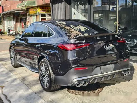 賓士 GLC Coupe AMG 43 4Matic 照片 4