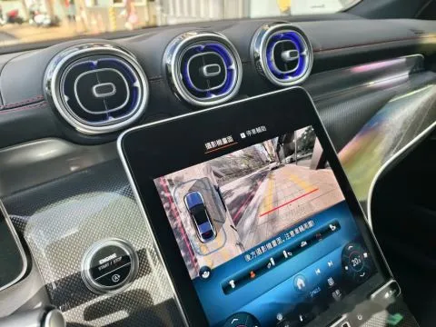 賓士 GLC Coupe AMG 43 4Matic 照片 11