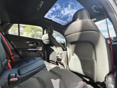 賓士 GLC Coupe AMG 43 4Matic 照片 18
