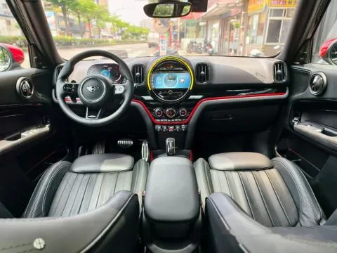 MINI Countryman JCW 照片 16