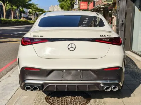 賓士 GLC Coupe AMG 43 4Matic 照片 19