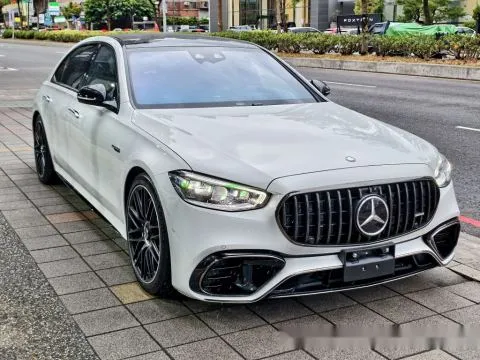 賓士 S-Class Sedan AMG S63 E performance 照片 3