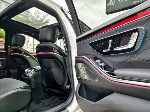 賓士 S-Class Sedan AMG S63 E performance 照片 17
