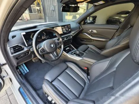 BMW 3-Series Sedan 320i M Sport 照片 7