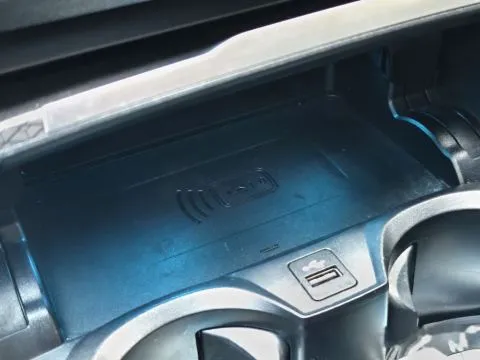 BMW 3-Series Sedan 320i M Sport 照片 12