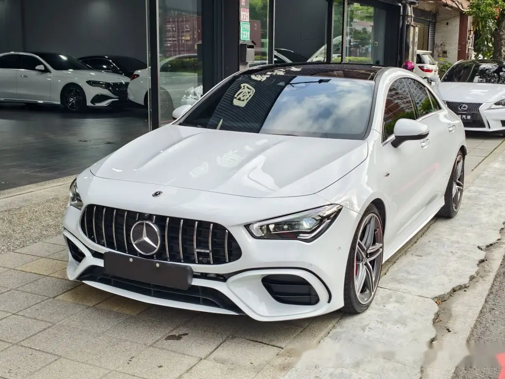 賓士 CLA45S 4MATIC 照片 1