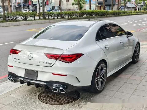 賓士 CLA45S 4MATIC 照片 2
