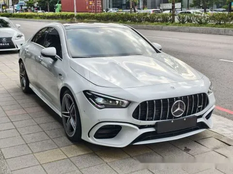 賓士 CLA45S 4MATIC 照片 3