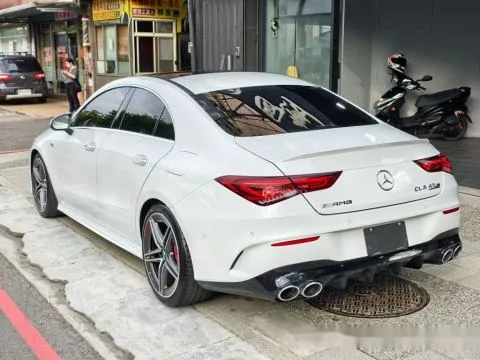 賓士 CLA45S 4MATIC 照片 4