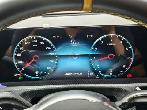 賓士 CLA45S 4MATIC 照片 9