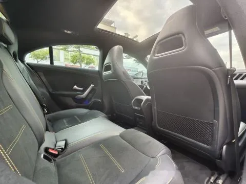 賓士 CLA45S 4MATIC 照片 19
