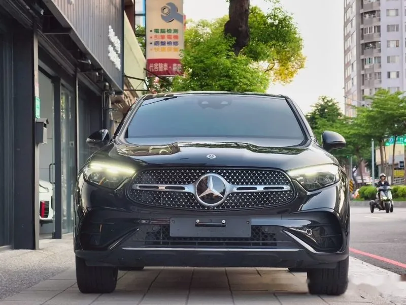 賓士 GLC Coupe 300 4Matic