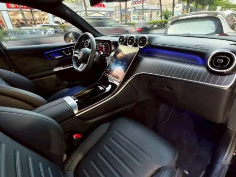 賓士 GLC Coupe 300 4Matic 照片 14