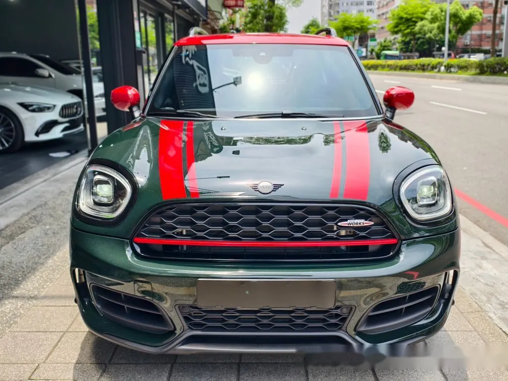 MINI Countryman JCW 照片 1