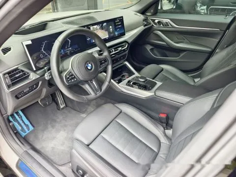 BMW 4-Series Gran Coupé 420i M Sport 照片 6