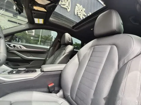 BMW 4-Series Gran Coupé 420i M Sport 照片 13