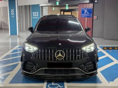 賓士 GLC Coupe AMG 43 4Matic 照片 2