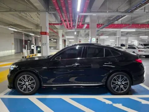 賓士 GLC Coupe AMG 43 4Matic 照片 7