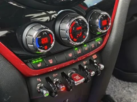 MINI Countryman John Cooper Works 照片 12