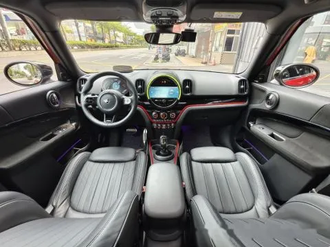 MINI Countryman John Cooper Works 照片 15