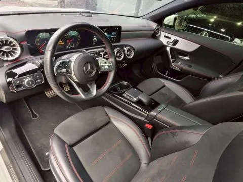 賓士 CLA250 AMG 4MATIC 照片 11