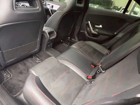 賓士 CLA250 AMG 4MATIC 照片 12