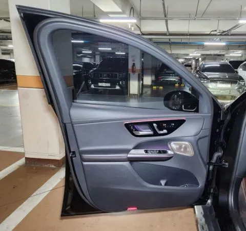 賓士 GLC AMG GLC43 SUV 照片 6